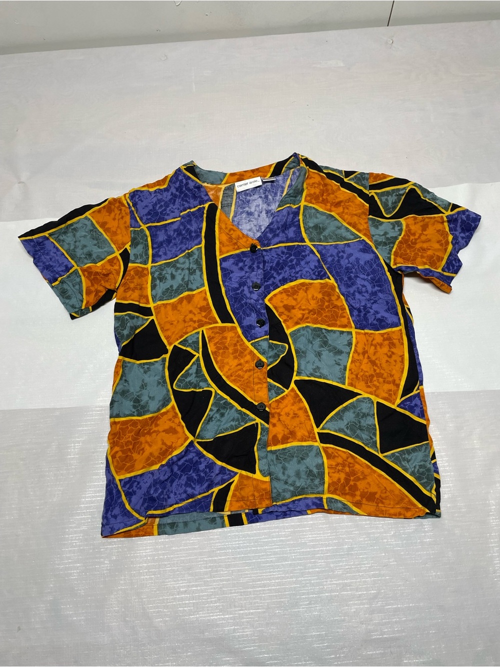 Short-Sleeve Geometric Button-Front Blouse in Purple, Orange & Green Sz: medium